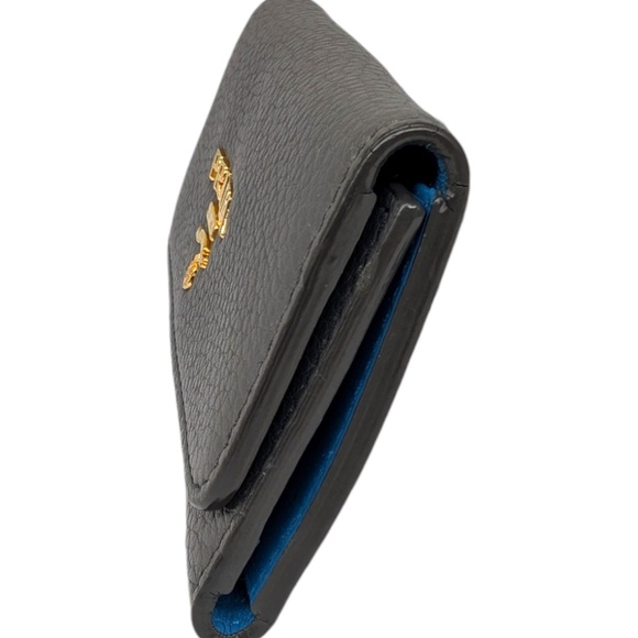 Prada Leather Six Key Holder - Picture 3 of 10